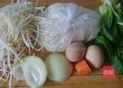  Illustration of how to make fried noodles with eggs 1