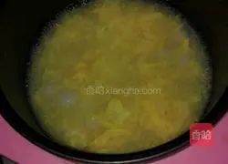 Illustration of how to make glutinous rice balls with rice wine (dormitory rice cooker version) 2
