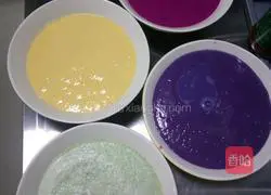 Illustration of how to make colorful glutinous rice balls 2