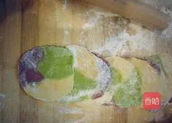 Illustration of how to make colorful dumplings 15 