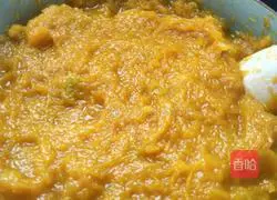 Illustration of how to make pumpkin steamed buns 2