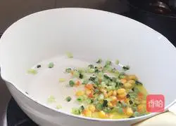 Illustration of how to make fried rice with little white rabbit sauce 18