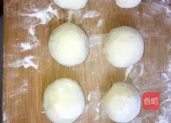 Illustration of how to make amaranth and pork buns 7