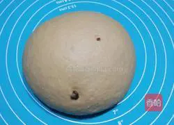 Illustration of how to make brown sugar steamed buns 5