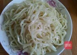 Illustration of how to make fried noodles 5