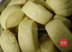 Illustration of how to make corn whole wheat milk steamed buns 11