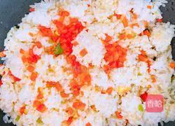 Illustration of how to make egg fried rice 7