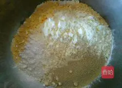 Illustration of how to make sweet corn cakes 2