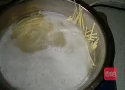 Illustration of how to make noodles 2