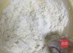 Hot noodle cake.Illustration of how to make it 2