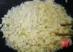How to make cabbage and egg fried rice Illustration 7