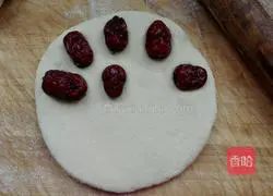 Millet noodles Illustration of making jujube cake 7