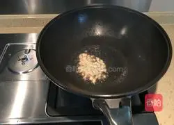 Illustration of how to make cabbage fried noodles 3