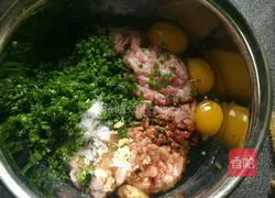 Illustration of how to make baby cabbage buns 2