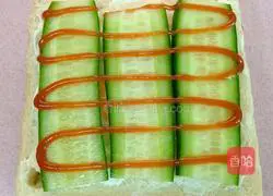 Illustration of how to make beef and egg sandwich 11