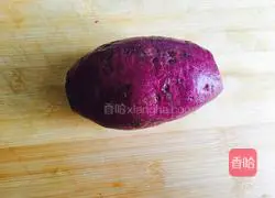 Illustration of how to make purple sweet potato and black sesame glutinous rice balls 1