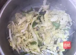 Brassin Illustration of how to make fried noodles 5