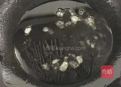 Illustration of how to make braised pork ribs with rice 3