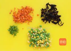 Illustration of how to make shrimp fried rice 2