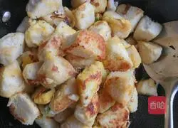 Illustration of home-style fried steamed buns 2