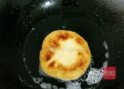 Illustration of how to make milk-flavored egg dough coconut pancakes 11
