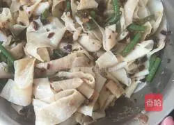 Illustration of how to make cold noodles 18