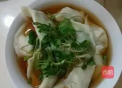 Illustration of how to make leek and meat dumplings 10