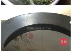 Illustration of how to make pork and shrimp wontons 2