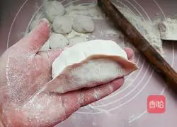 Illustration of how to make mutton pot stickers and dumplings 10