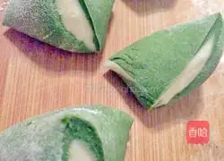 Illustration of how to make jade dumplings 7 