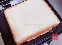 Illustration of how to make fried cheese crab sandwich (5-minute quick meal) 7