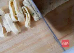 Illustration of how to make shrimp cakes 8