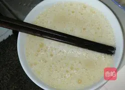 Illustration of how to stir-fry diced steamed buns with cabbage 5