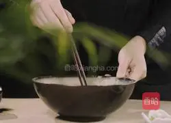 Ming·Four-color glutinous rice balls||Love the scenery of the Lantern Festival, the moonlight, the bright lights, the illustration of how to make it 2