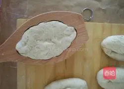 Illustration of how to make special-shaped steamed buns with milk, flaxseed powder and sorghum noodles 8