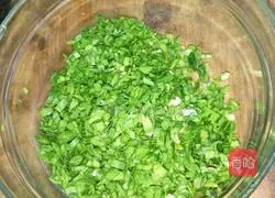 Illustration of how to make pan-fried chive egg pancake 3