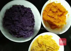 Illustration of how to make purple potato blossom steamed buns 2