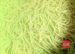 Illustration of how to make stir-fried noodles with mixed vegetables 4