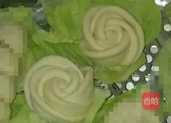 Milk White Rose Steamed Buns Recipe Illustration 5