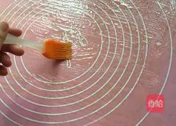 Illustration of how to make hand-caught cake embryos 19