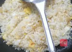 Soy Sauce Egg Fried Rice Recipe Illustration 8