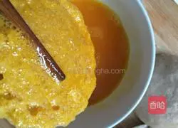 Illustration of how to make egg-flavored steamed bun slices 7