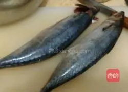 Illustration of how to make mackerel stuffed dumplings 1