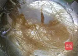 Stir-fried vermicelli with cabbage Illustration of how to do it 1