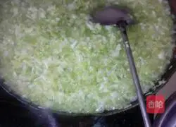 Illustration of how to make dumplings 1