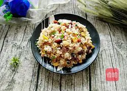 Illustration of how to make sausage and egg fried rice 8