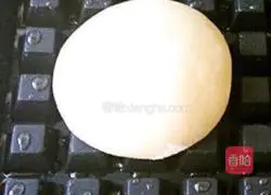 Illustration of how to make crispy waffles 4