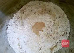 Milk oatmeal steamed buns Practice illustration 2