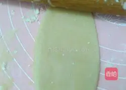 Illustration of how to make meat floss cakes 10
