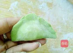 Illustration of making wheat ear dumplings 16